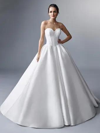 Bridal Fashion Trends: A Sneak Peek for Trendsetting Brides. Mobile Image